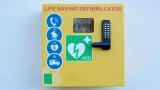 Defibrillator